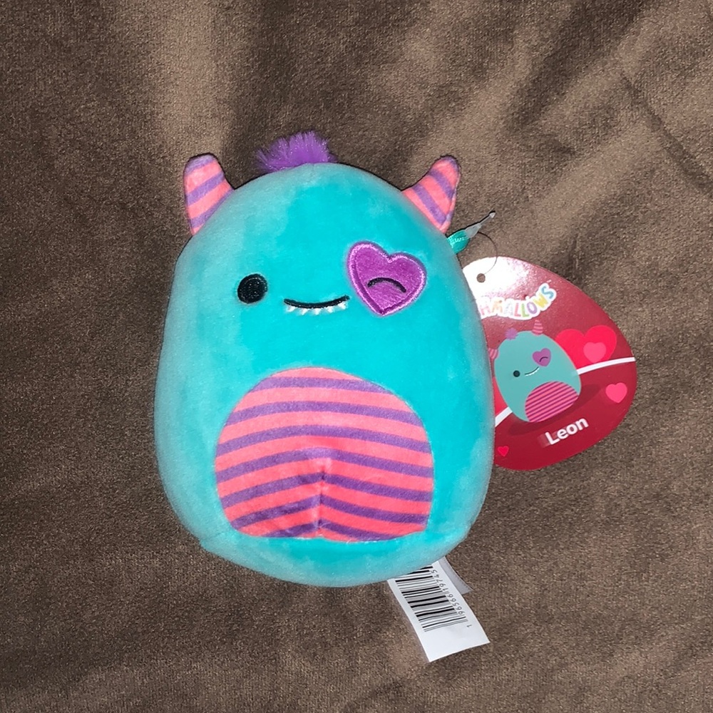 NWT 5” Leon the Monster Valentine’s day Squishmallow